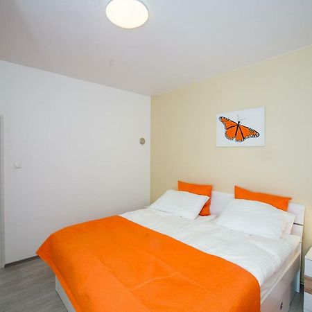 Roze Apartment Загреб Экстерьер фото