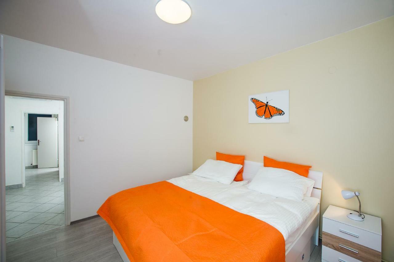 Roze Apartment Загреб Экстерьер фото